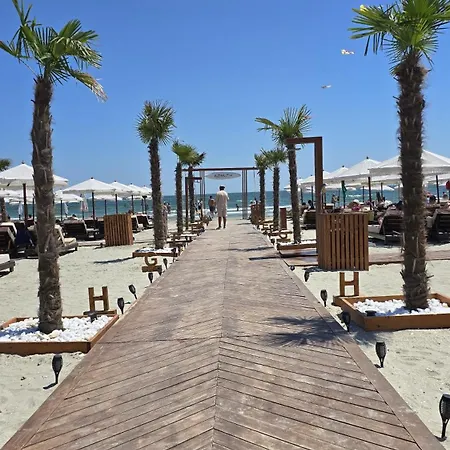 Sunny * Năvodari